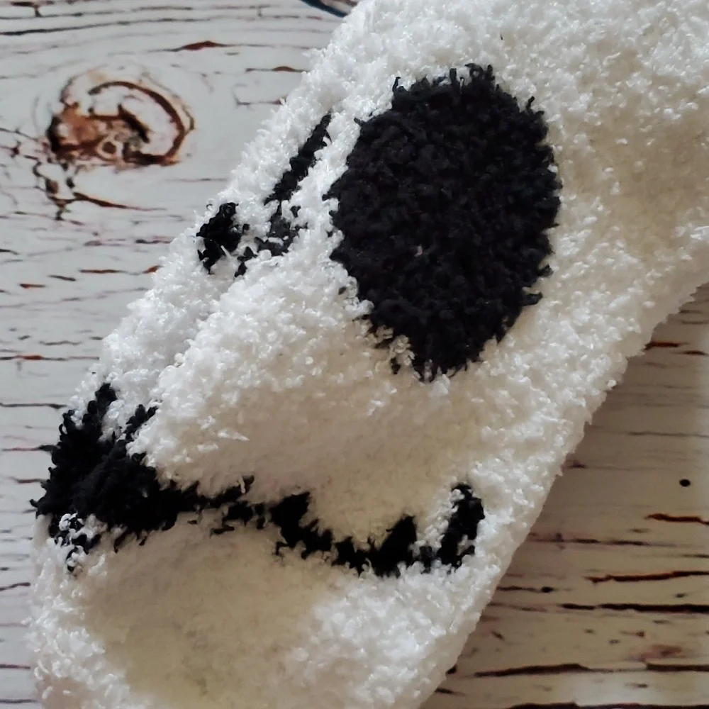 🆕️ DISNEY THE NIGHTMARE BEFORE CHRISTMAS SOFT CREW SOCKS (2 PAIRS)